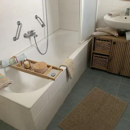 With 3 Bedrooms * Rabenkirchen-Faulück